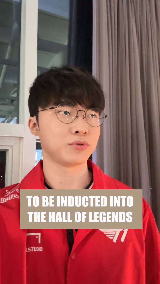 Faker巅峰对决，Uzi与70激战老鹰分钟，势不可挡胜负难料！